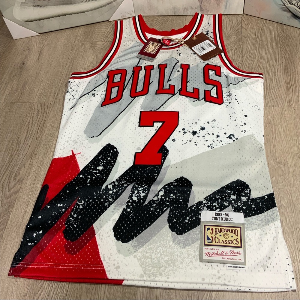 New Mitchell & Ness White Chicago Bulls 97-98 Toni Kukoc Swingman Jersey S - Picture 4 of 11